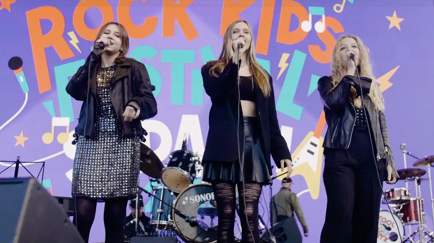 <img alt="" src="/user/pages/08.festival/02._festival-hub/ROCK KiDS_Festival 2024_1_Credit Ariane Bethusy_web1400.webp?alt" />